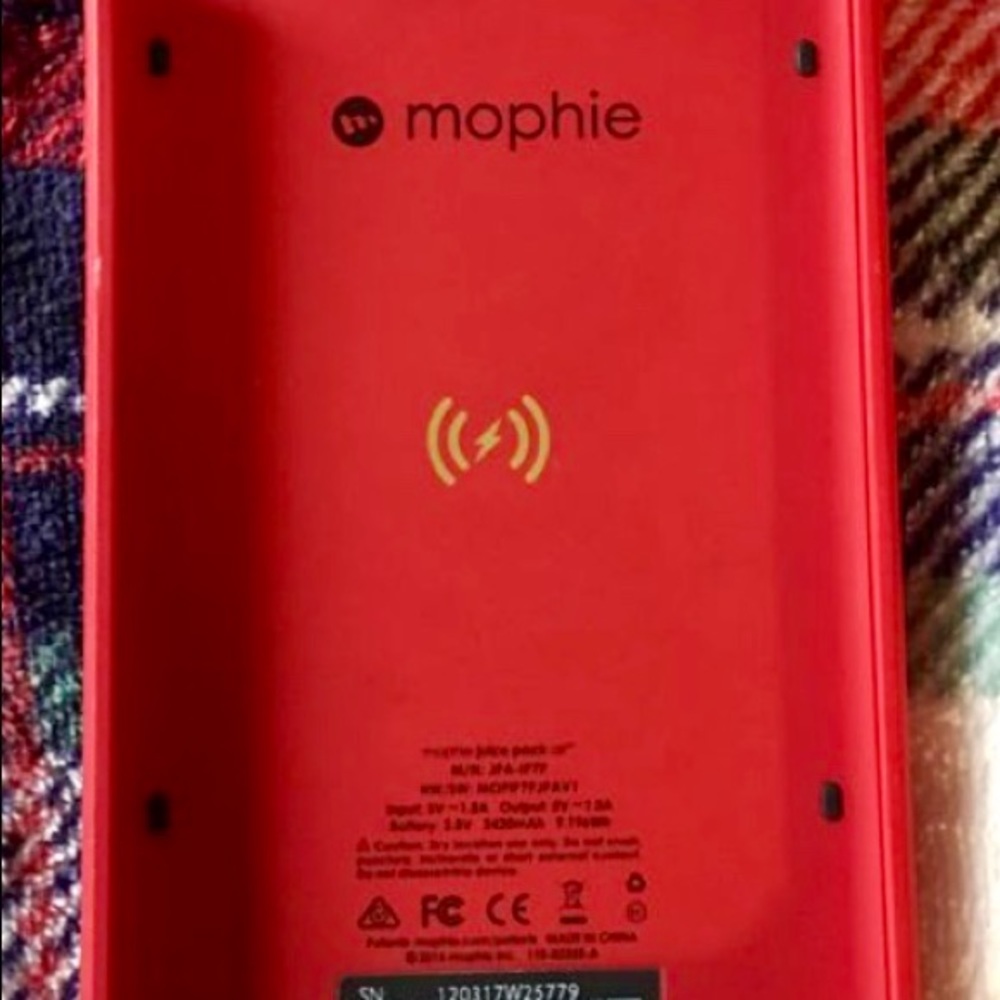 Mophie IPhone 7.plus charger case